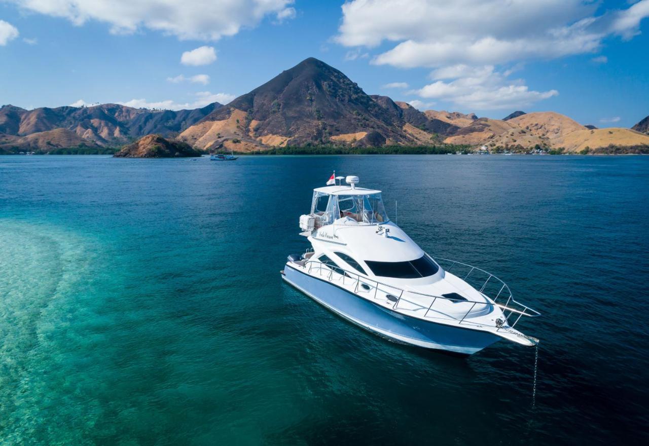 Ayana Komodo Waecicu Beach Labuan Bajo Eksteriør bilde