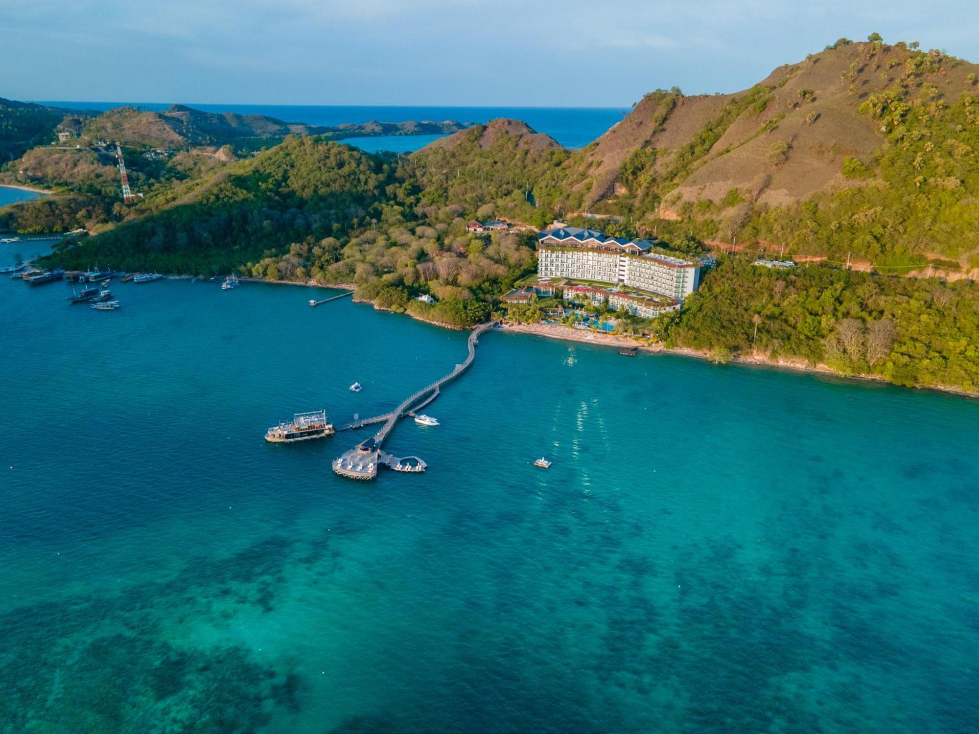 Ayana Komodo Waecicu Beach Labuan Bajo Eksteriør bilde